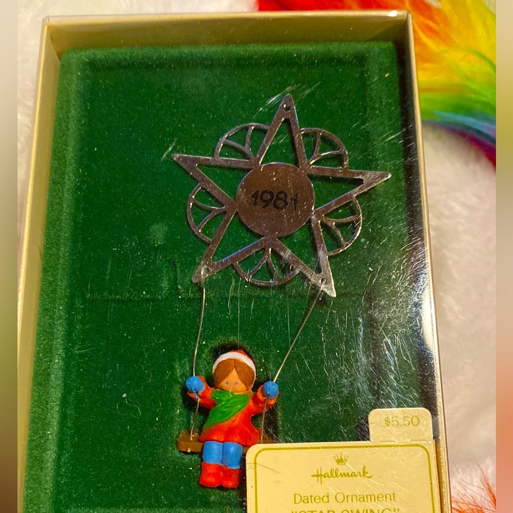 New Vintage 1981 Hallmark dated ornament STAR SWING QX421-5